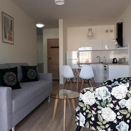 Gosciniec Mazurek , Apartament Przy Jeziorze Niegocin Вілкаси Екстер'єр фото