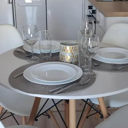 Gosciniec Mazurek , Apartament Przy Jeziorze Niegocin Вілкаси Екстер'єр фото